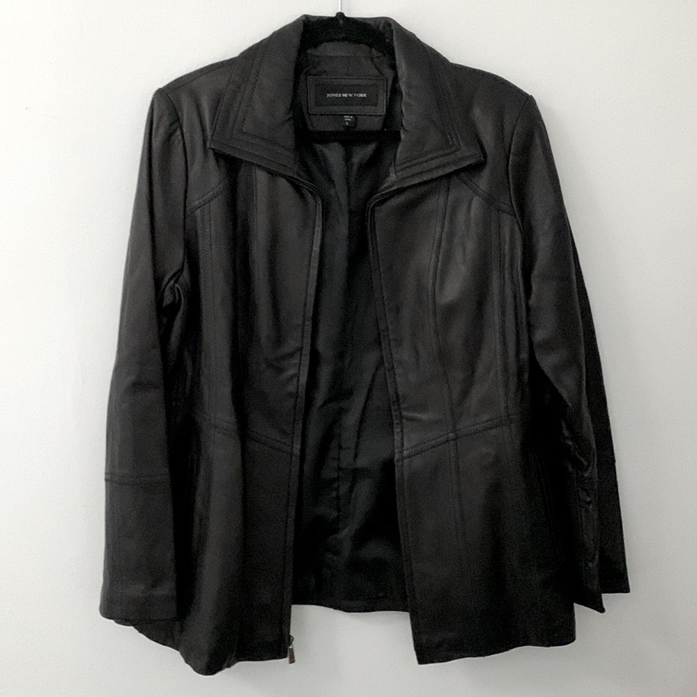 Jones New York Genuine Leather Jacket large